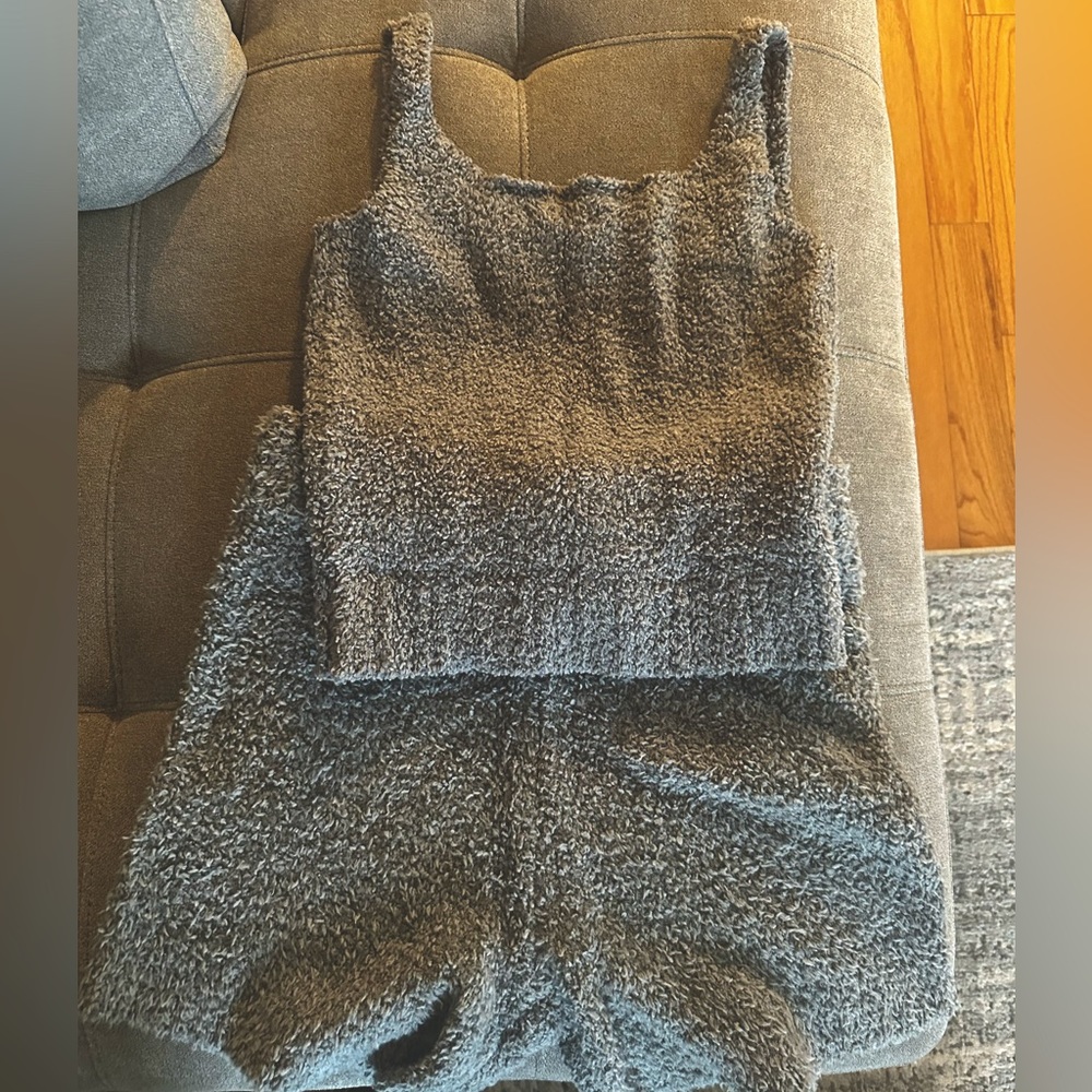 SKIMS Cozy set (shorts and tank)